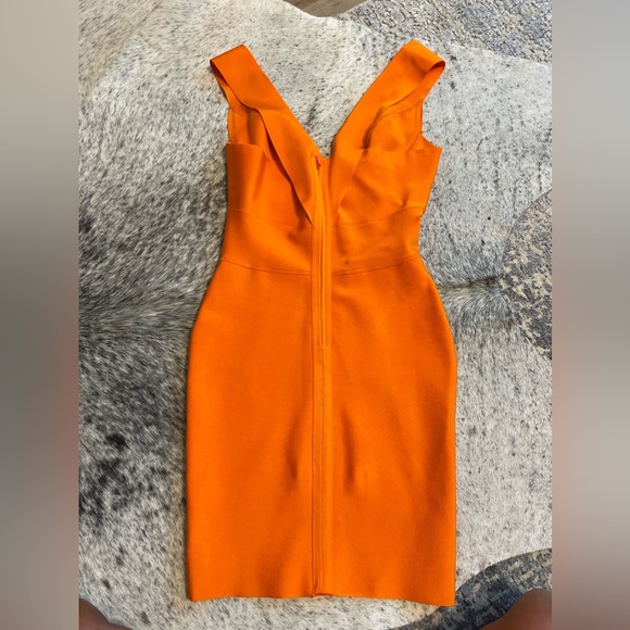 Orange house of CB bandage dress - Picture 2 of 4